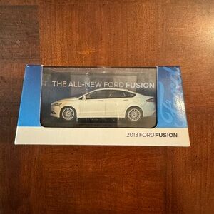 Greenlight Collectible 2013 White Ford Fusion Diecast Car 1:43 Scale Approx 4.5"